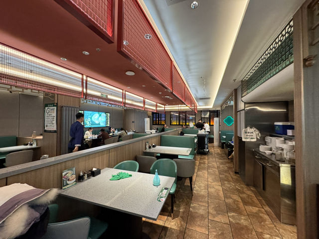 🦆 Purple Garden 紫光园 · Qianmen Dashilan — A Delicious Late-Night Surprise