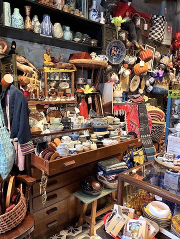 バンコクで見つけた🇹🇭宝探しみたいなヴィンテージ雑貨店 | Trip.com