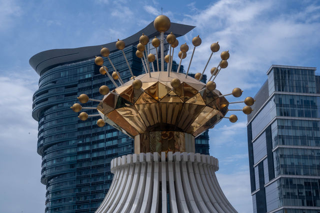 Hotel Lisboa Macau – The Timeless Icon of Macau’s Hospitality and Casino Scene