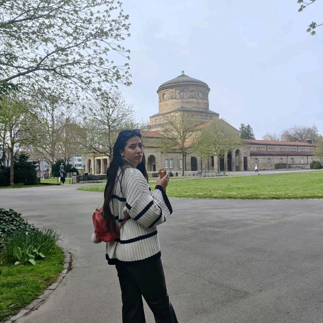 Traveling through time: The cemetery of Frankfurt