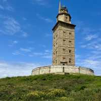 Sunny walk to La Torre de Hércules