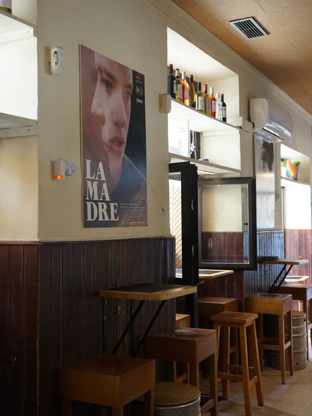 Madrid | The traditional street style tapas store in Madrid 