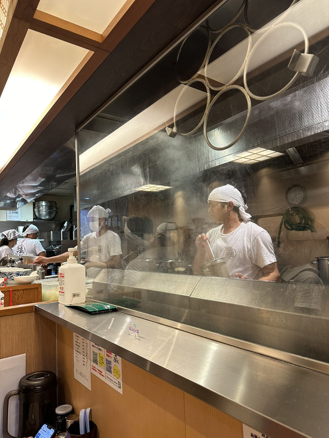 【東京站一番街：拉麵推薦！建議一日遊後去吃並休息！】