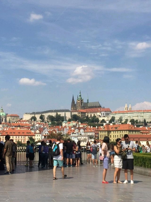 🏰 Prague: The City of a Hundred Spires