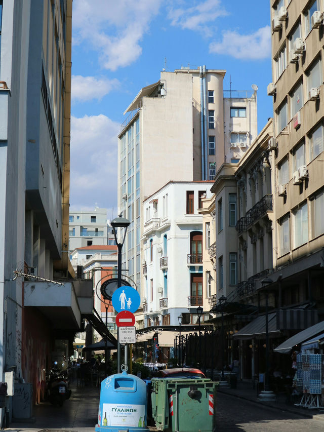 🌴🎶 Weekend Getaway in Marseille: Hidden Corners  🌙🍷