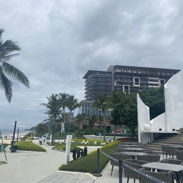 看到海景笑哈哈！汕尾希尔顿酒店，美丽的海景
