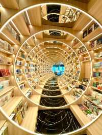 深圳首發新進潮流書店