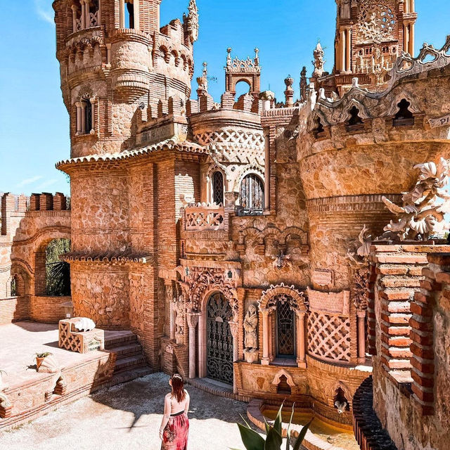 Uncover the Magic of Colomares Castle: A Majestic Gem in Spain 🤩🏰🇪🇸 Witness the Beauty That Leav