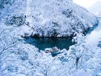 富山冬季熱門觀光路線-莊川遊覽船