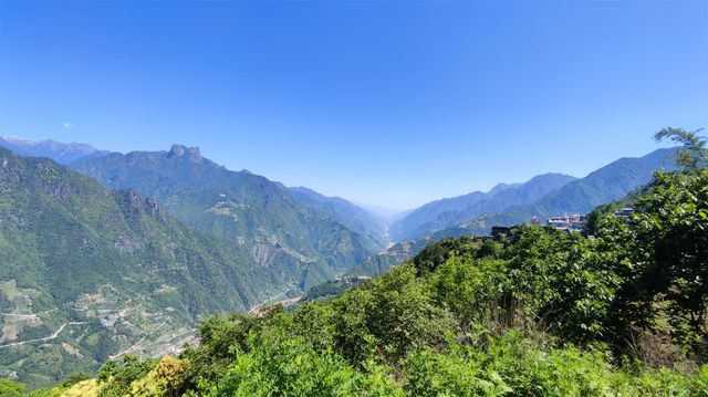 人神共居丙中洛，群山環繞三江流，環中國自駕第七十七天