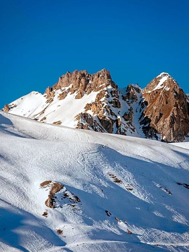 🏔️ Tignes Top Stays: Luxe Les Suites Maison Bouvier! 🛌✨