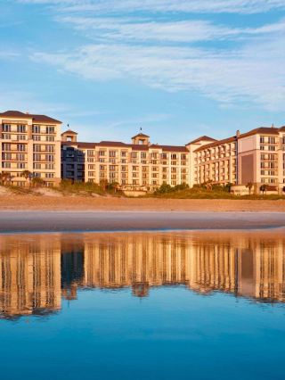 🌴 Amelia Island's Finest Stays: Luxe & Leisure 🏖️