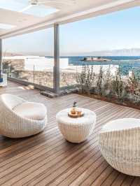 🌟 Elounda's Luxe Retreat: Beachfront Bliss & Villa Vibes 🌊🛏️