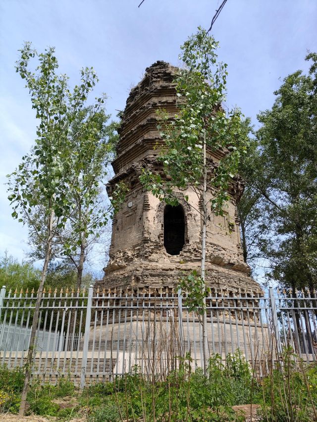 涿州•永安寺塔，少見未大修保持原樣的遼塔