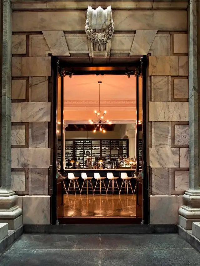 🌴 Tampa's Top Stay: Luxe Le Méridien 🏛️✨