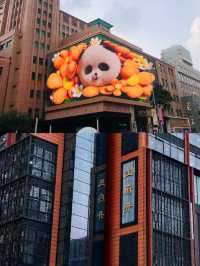 北京！漫步王府井小吃街，人民食集！美食愛好者快來！