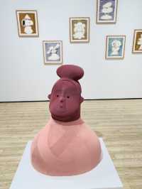 外灘免費看展，岩村遠回眸餘音。