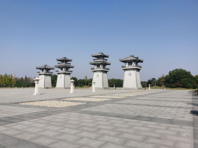 氣勢磅礡的漢高祖故里景區。