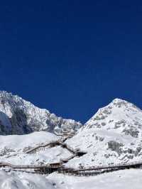 Dreamlike mountain views 