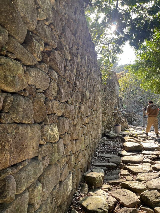 🪨廣東這個神秘古村竟用石頭造了600年