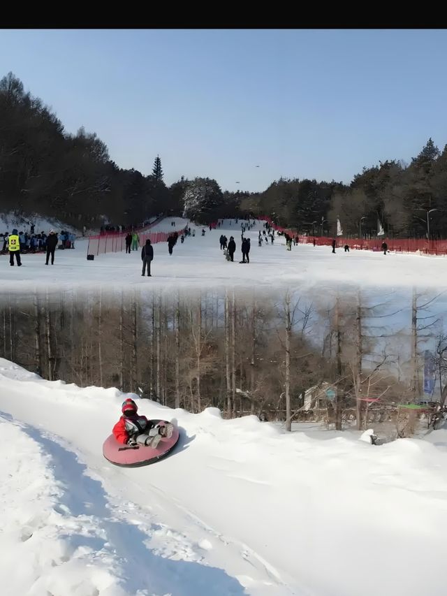 來到長春，不容錯過的淨月潭滑雪場，體驗超讚滑雪