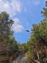 黃石東風山 ——被雲霧包圍的徒步天堂
