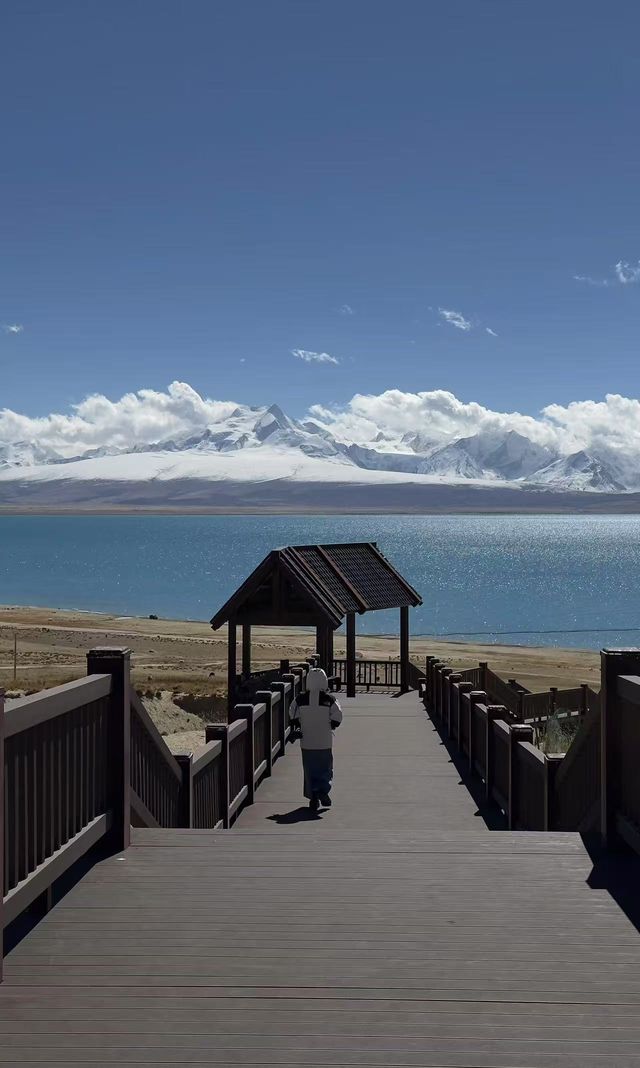 聖湖佩枯錯