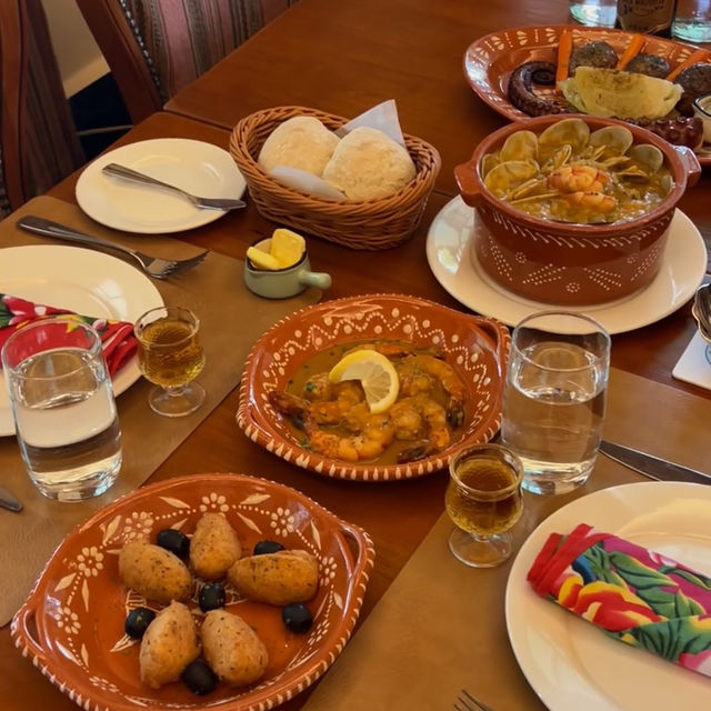 來澳門旅遊必吃葡餐Casa Maquista 土生公館 🍽️這樣發真的很裝……