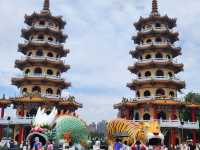 🌟 Kaohsiung in 72 Hours: Trains, Temples & Tropical Vibes 🌴🚆🌟 