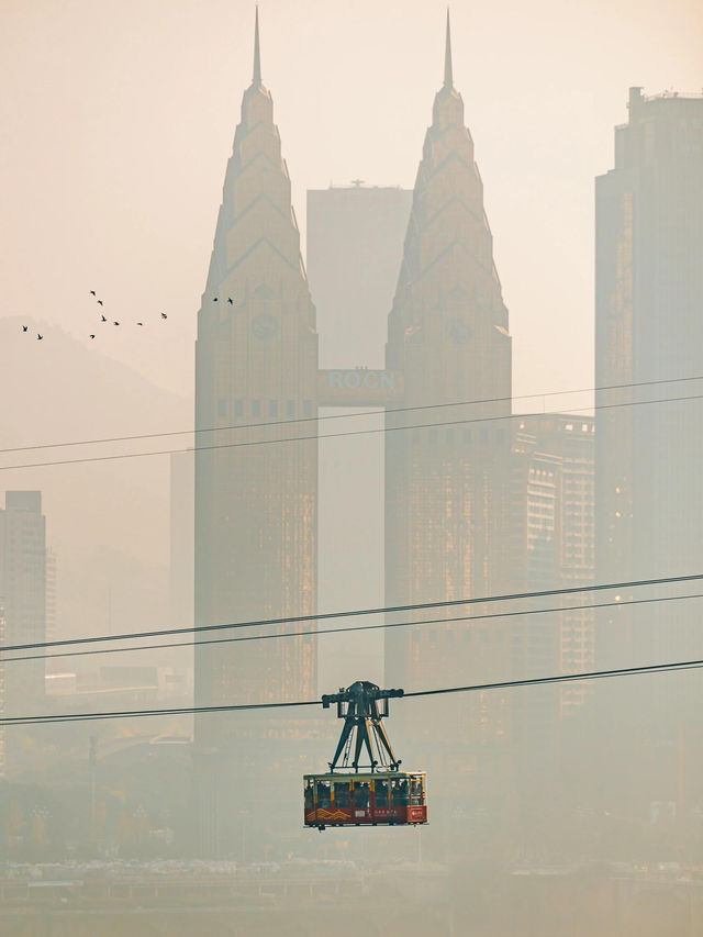Conquer These 1️⃣8️⃣ Iconic Shots to Truly Say You’ve Seen Chongqing! ✈️