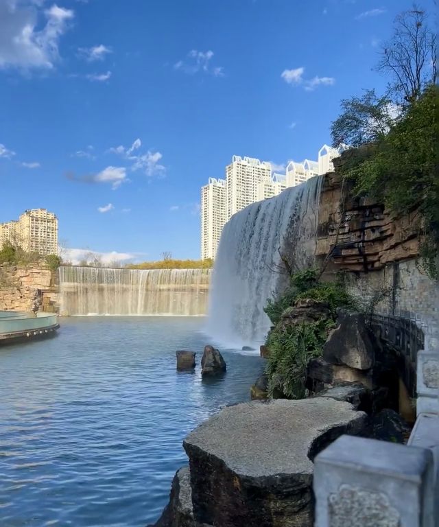 昆明瀑布公園｜全亞洲最大嘅人工瀑布
