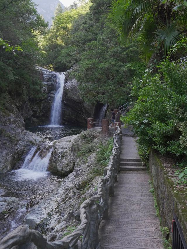 黃山2日1夜懶人包：登頂賞雲海，漫遊古徽州