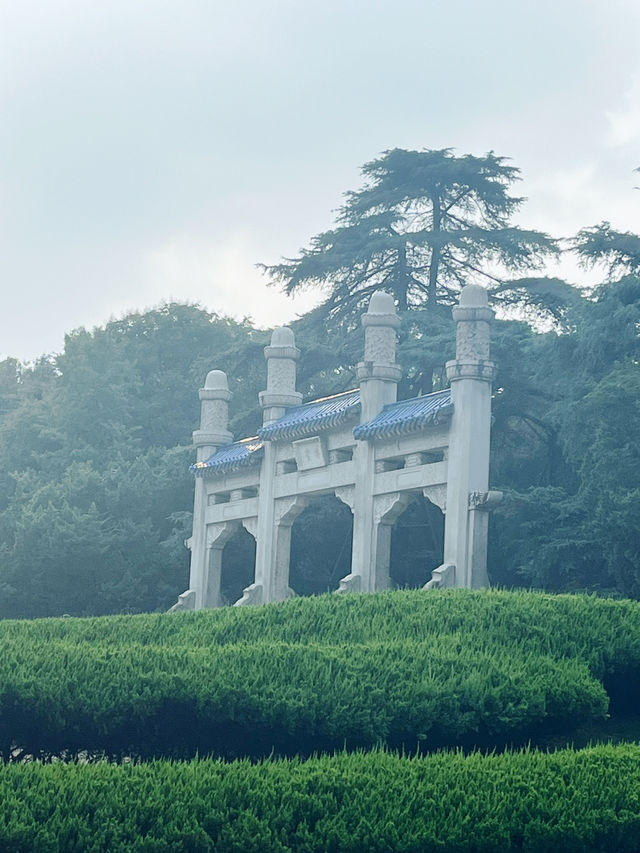 🏞️【南京必遊】省時80%！带爸媽玩中山陵的最輕鬆方案