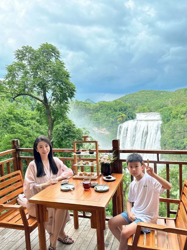 去貴州看山水住進懸崖上的觀景酒店