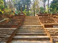 清邁寺廟佛塔間遊走