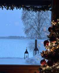 芬蘭冬日童話藍粉天空下的浪漫極光之夜