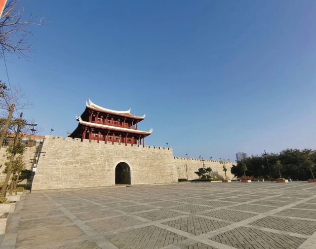 泉州永寧古鎮攻略！明清老街+海邊騎行，春節都冷門的古鎮