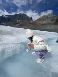 哥倫比亞冰川Columbia Icefield