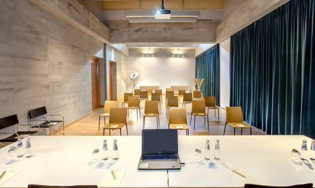 米蘭企業大酒店:設計精品與便捷交通 企業大酒店簡介:米蘭的一顆璀璨明珠 地址:Cor 米蘭企業大酒店:設計精品與便捷交通 企業大酒店簡介:米蘭的一顆璀璨明珠 地址:Cor