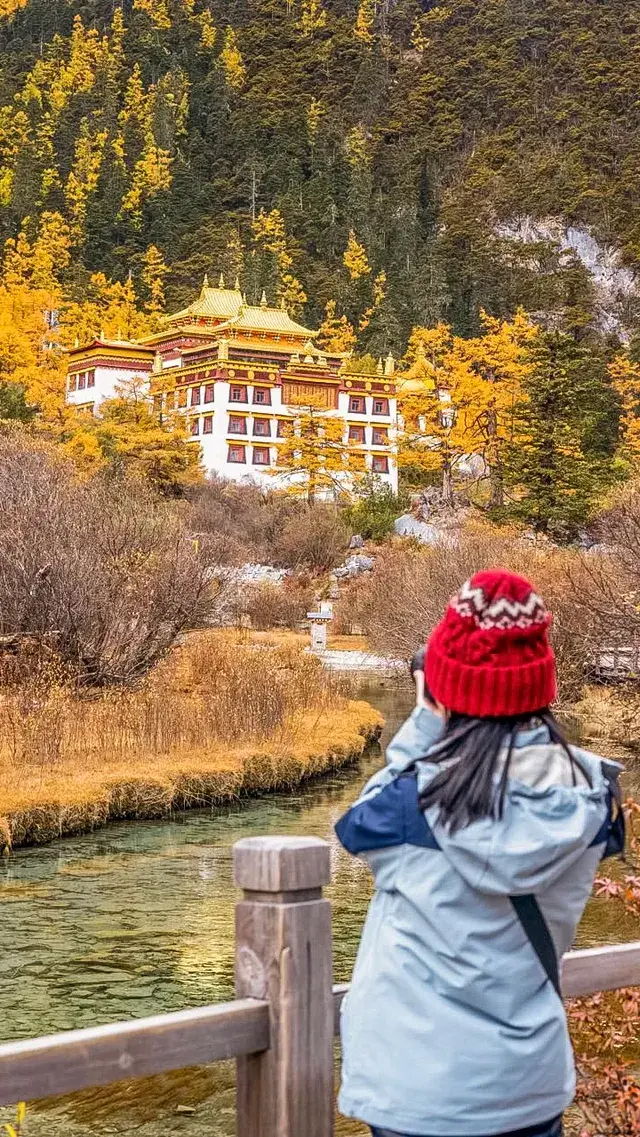 秋景封神的稻城亞丁,還看到了彩虹 秋景封神的稻城亞丁,還看到了彩虹