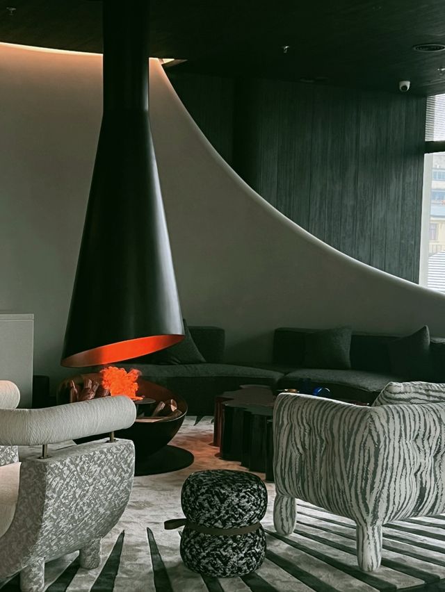 長沙雲端酒店，270°江景房