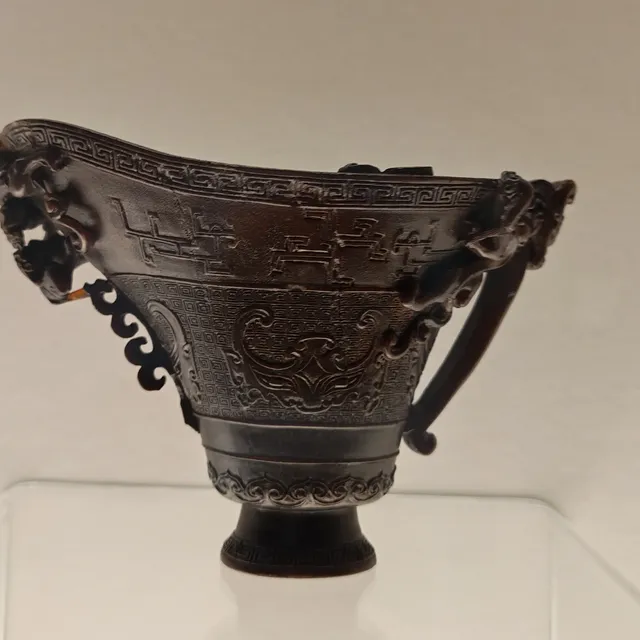 上博帶娃讀懂 “黑與犀” 的千年美學 上博帶娃讀懂 “黑與犀” 的千年美學