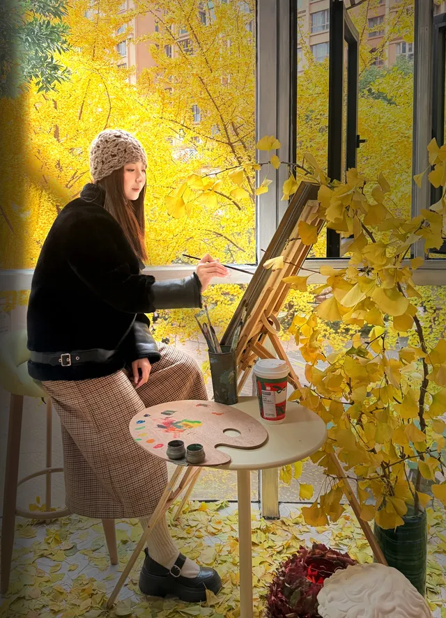 魔都秋日頂流!黃金城道銀杏拍照封神 魔都秋日頂流!黃金城道銀杏拍照封神