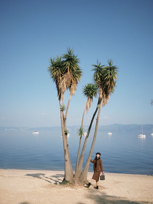 撫仙湖治癒之旅|發呆一下午,讓時間靜止在澄澈藍裡 撫仙湖治癒之旅|發呆一下午,讓時間靜止在澄澈藍裡