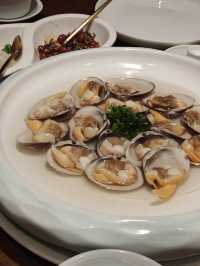 Bring 2 bags when you visit Dalian.