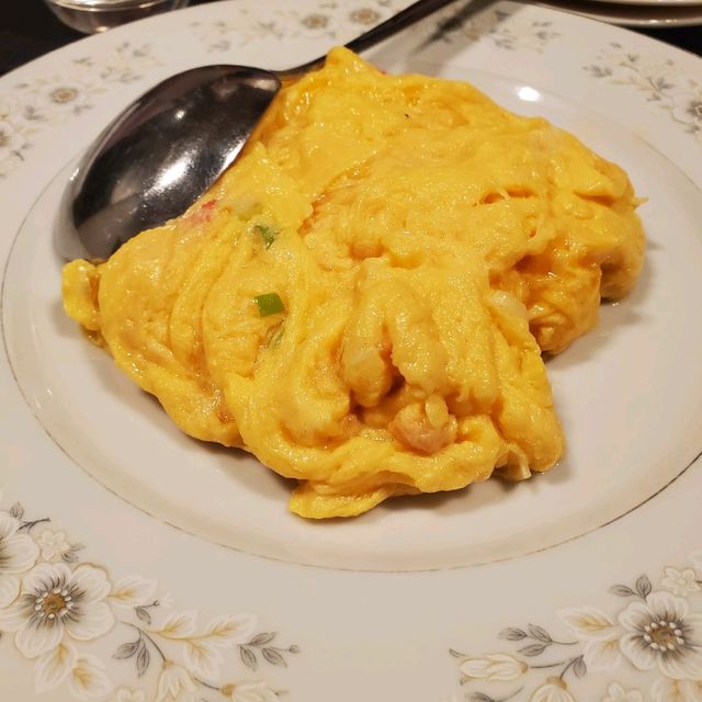 『佐賀』移転後も大人気の「中国料理　栄志」