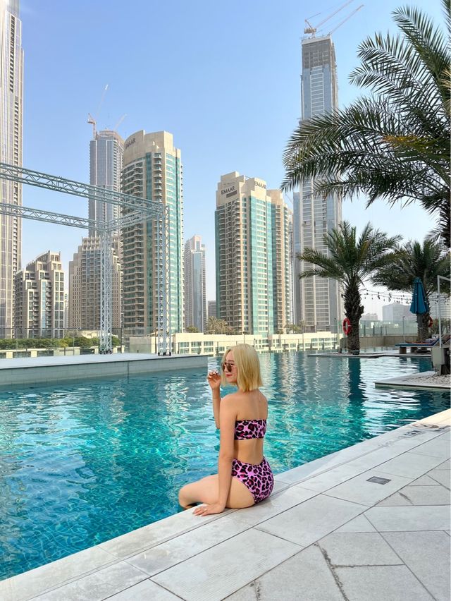 두바이 랜드마크 부르즈할리파뷰 수영장호텔 “소피텔다운타운두바이”