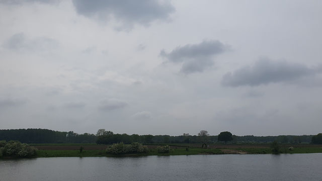 ล่องแม่น้ำ Meuse Netherland