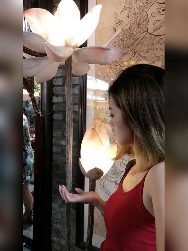 寬窄巷子(四川成都)最熱門景點～地鐵站一出就到