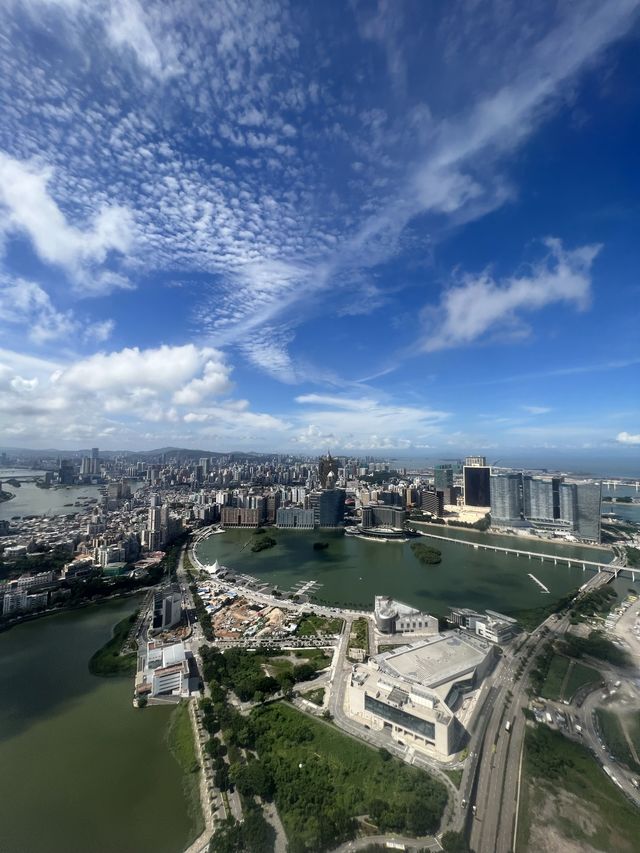 Stunning Macau at 233m high! 